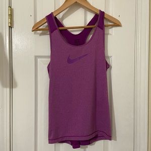✨FREE NIKE Tank top w/ Purchase ✨